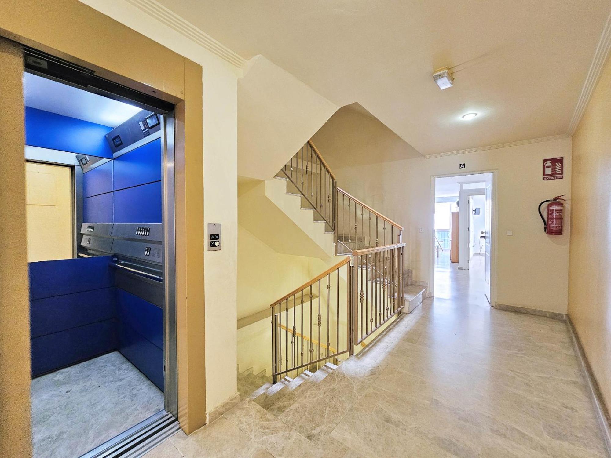 Apartamentos Nuevo Edificio Alba Cartagena Centro Parking Exteriör bild