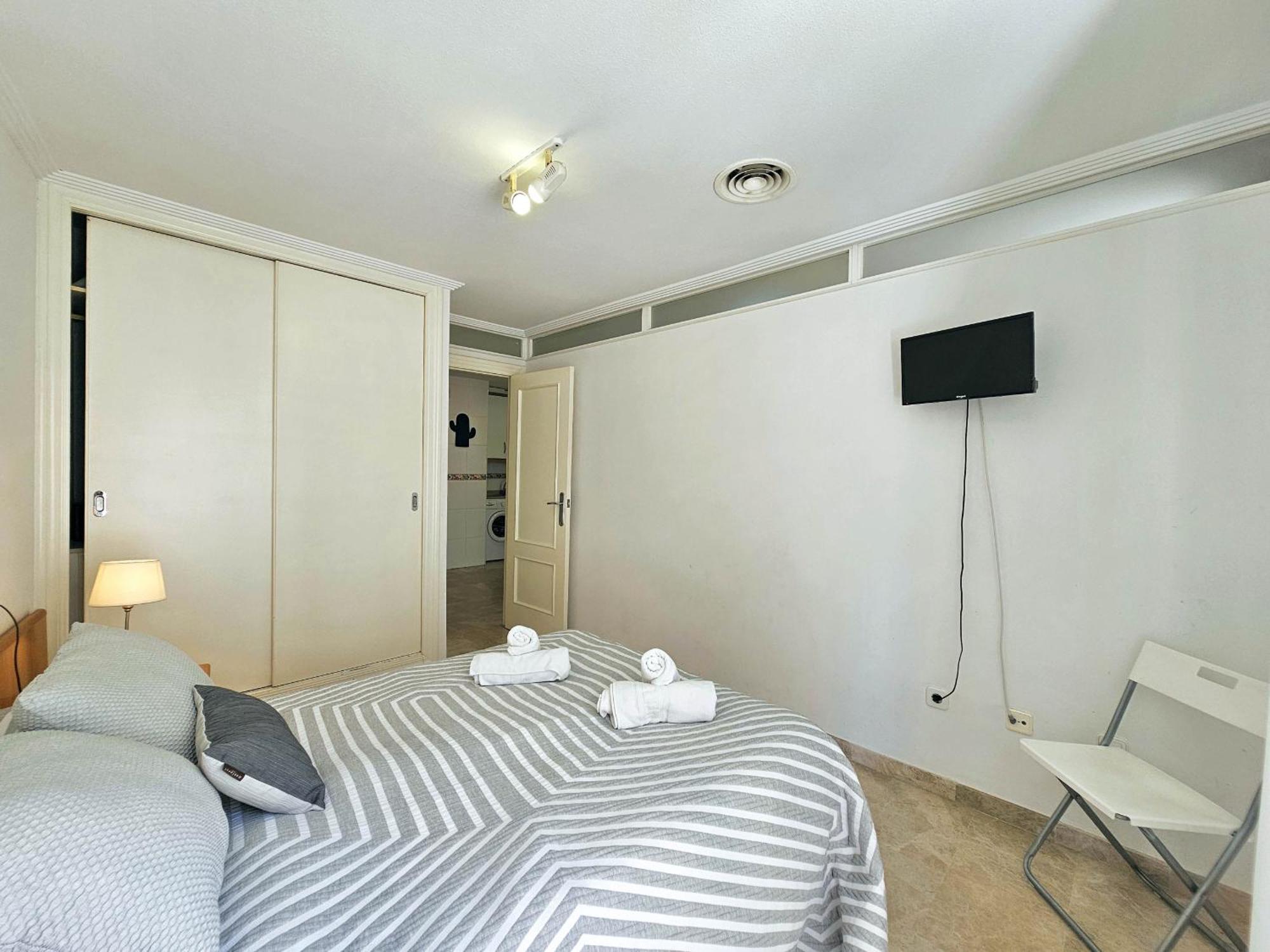 Apartamentos Nuevo Edificio Alba Cartagena Centro Parking Exteriör bild