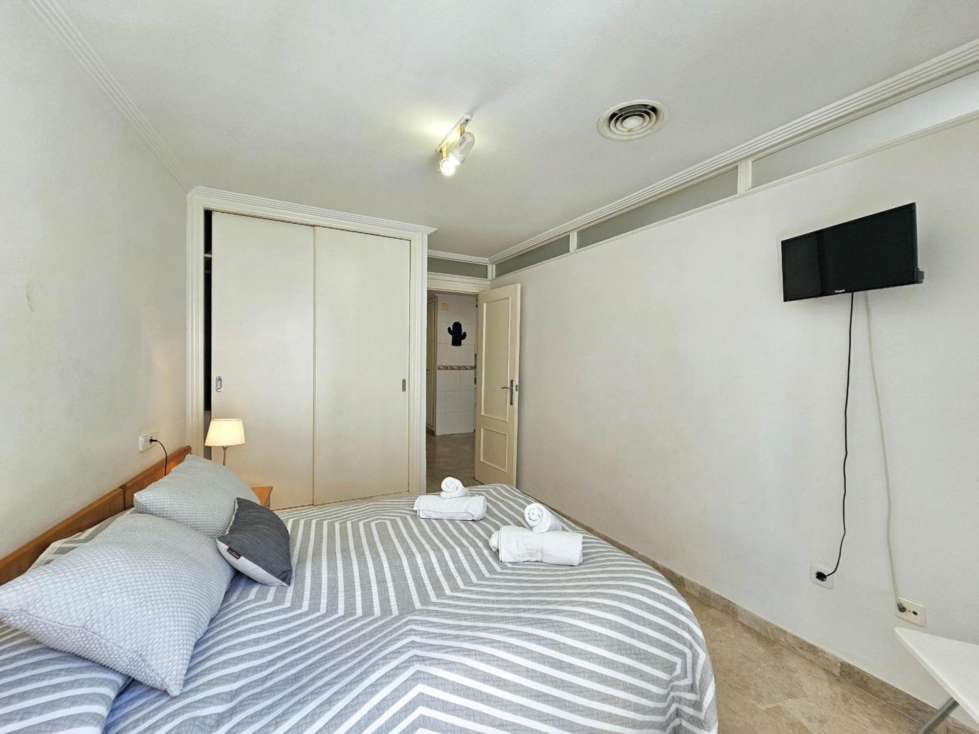 Apartamentos Nuevo Edificio Alba Cartagena Centro Parking Exteriör bild